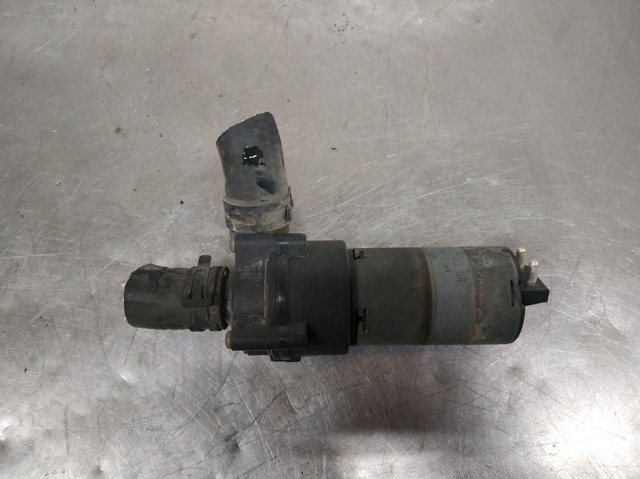 2038350064 MERCEDES Bomba de agua eléctrica auxiliar  comprar en Oviedo