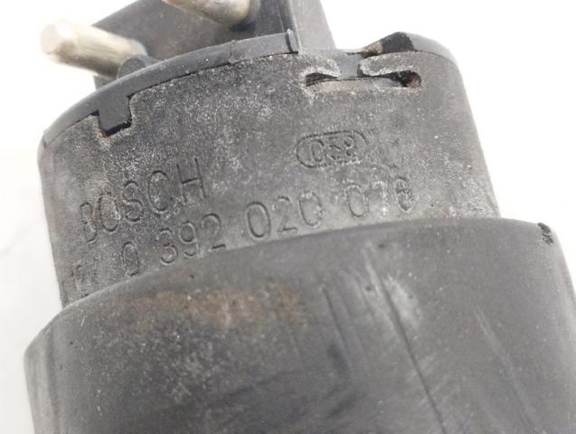 2038350064 Bomba de agua eléctrica auxiliar  en stock Castellón