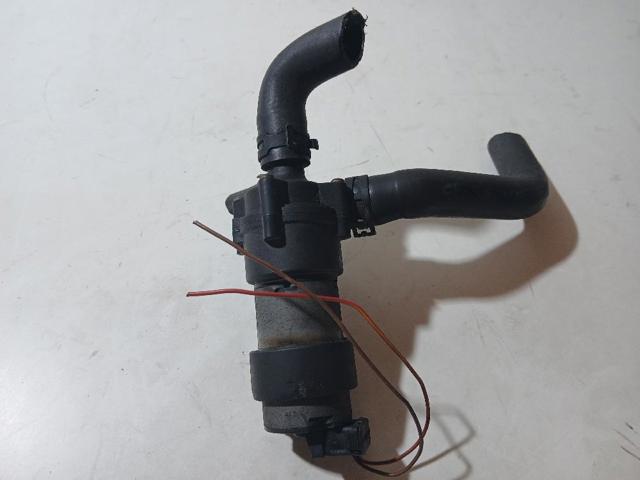 2038350164 MERCEDES Bomba de agua eléctrica auxiliar  en stock Gandía