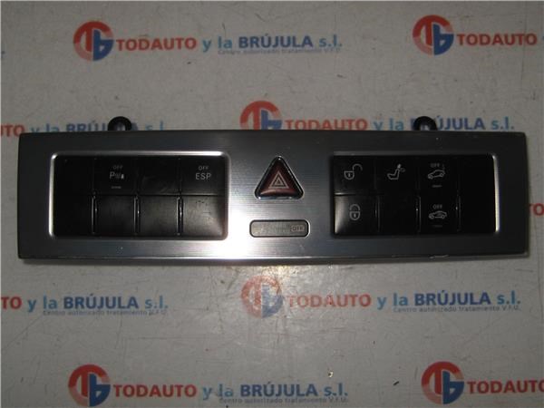 Interruptor warning Mercedes C (W203)