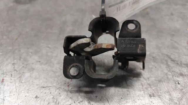 Cerradura del capó de motor Mercedes E  (S211)