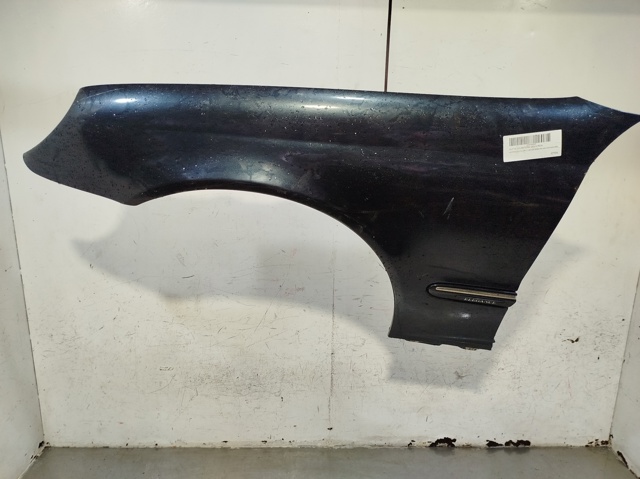 Aleta delantera izquierda para Mercedes C W203