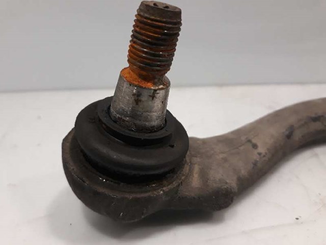 2043301911 MERCEDES Brazo inferior izquierdo de la suspensión delantera comprar Bilbao