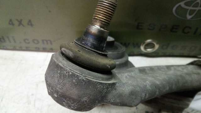 2043306711 Brazo inferior izquierdo de la suspensión delantera  en stock Granada