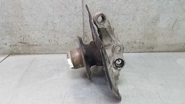 MERCEDES 2043320201 Mangueta delantera derecha  en stock Salamanca
