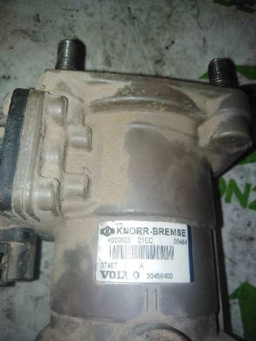 VOLVO 20456400 Válvula de freno bajo pedal (camión)  en stock Salamanca