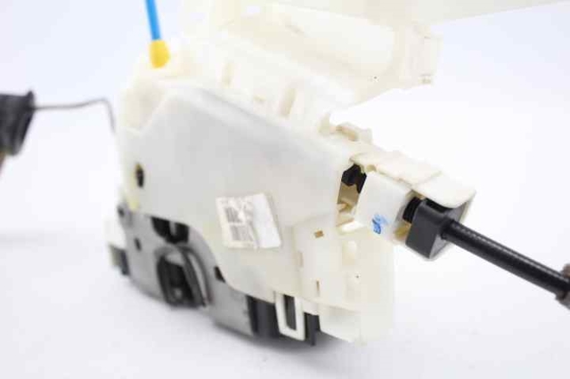 2047202735 Cerradura  en stock Castellón