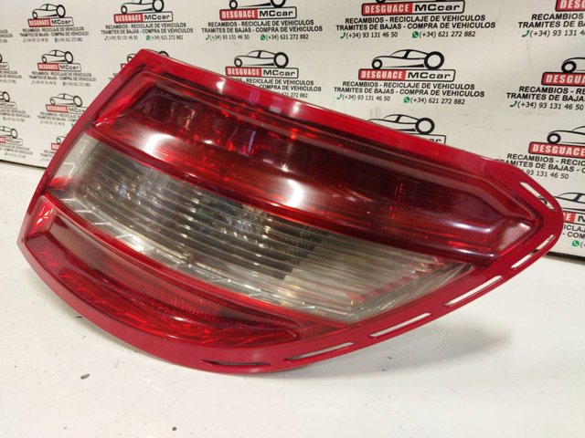 Piloto posterior derecho Mercedes C W204