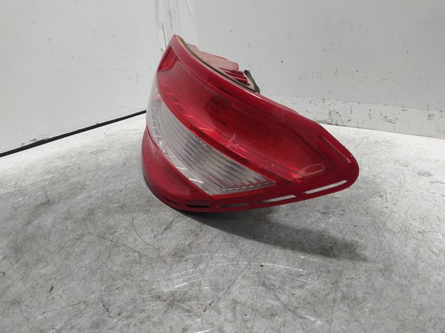 Piloto posterior derecho Mercedes C W204