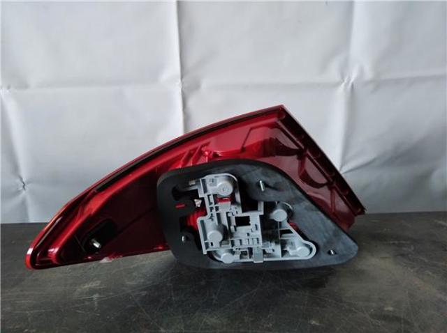 Piloto posterior derecho Mercedes C W204