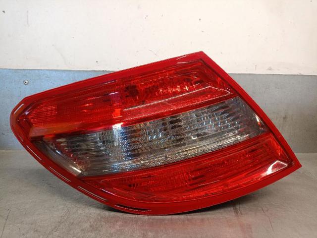 Piloto trasero izquierdo 2048202964 MERCEDES