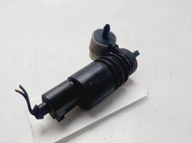 MERCEDES 2048660221 Motor de la bomba del lavaparabrisas delantero  comprar en Ponferrada