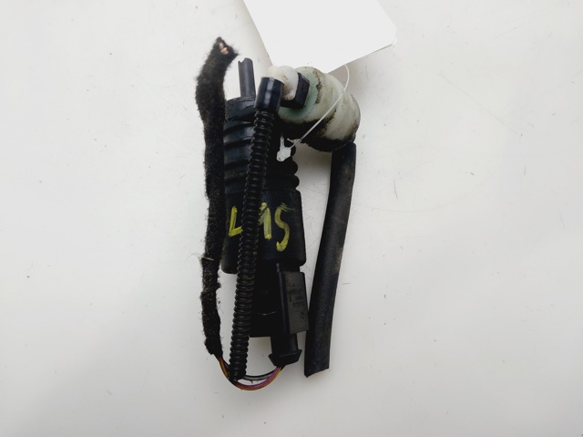 2048660221 Bomba de agua limpiaparabrisas, delantera  en stock Granada