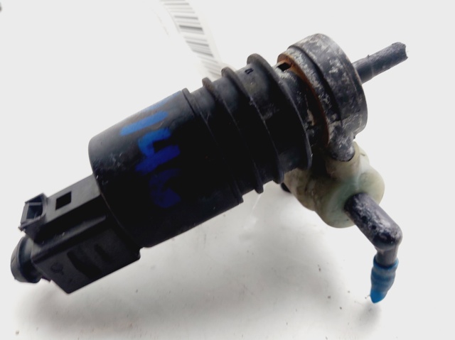 MERCEDES 2048660221 Motor de la bomba del lavaparabrisas delantero  disponible Valladolid