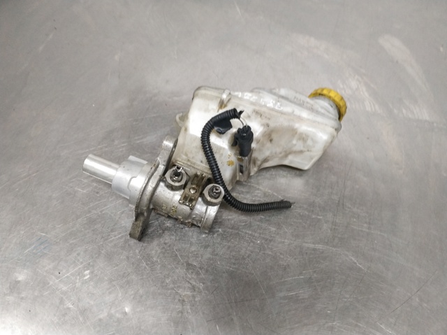 Cilindro principal de freno Fiat Punto 199