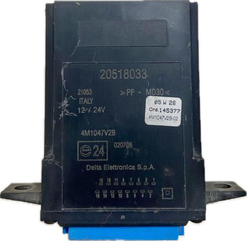VOLVO 20518033 Módulo de cierre centralizado  en stock Terrassa