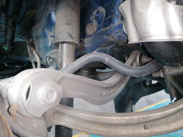 Brazo suspension superior trasero derecho para mercedes-benz clase c t-model c 220 bluetec / d (205.204) 651921 2053506203