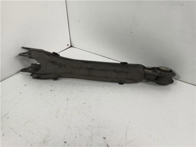 2053506303 MERCEDES Brazo longitudinal inferior trasero izquierdo/derecho  disponible Ourense