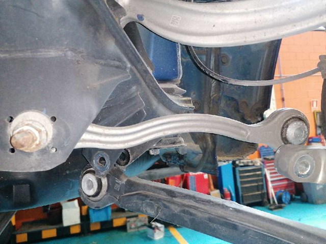 Tirante trasero derecho para mercedes-benz clase c t-model c 220 bluetec / d (205.204) 651921 2053506603
