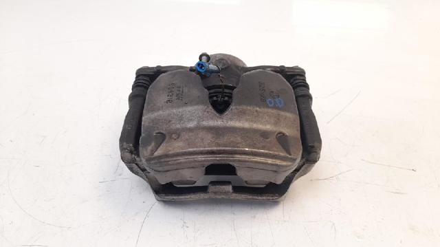 Pinza de freno, Eje delantero derecha 2054210281 MERCEDES