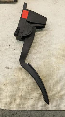 2055009002 SSANG YONG Pedal del acelerador comprar Bilbao