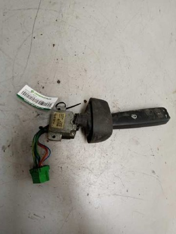 Mando intermitente derecho 20553738 VOLVO