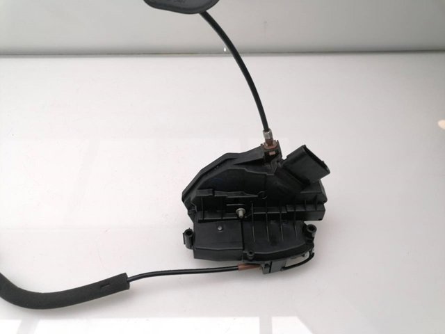 FORD 2066073 Cerradura de puerta delantera derecha  en stock Valencia
