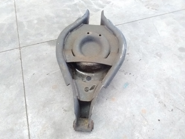 Brazo suspension (control) trasero inferior derecho 20756282 Opel