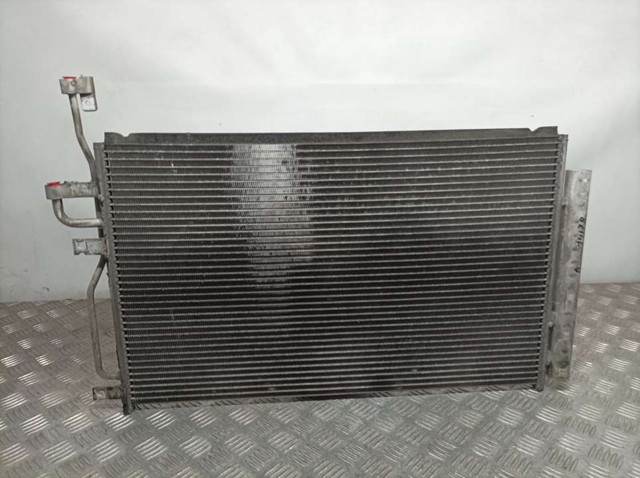Condensador aire acondicionado 20759647 GM