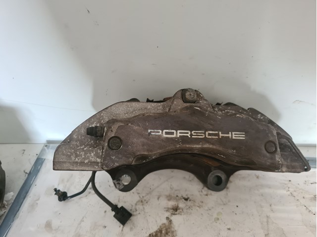 208432053A Porsche