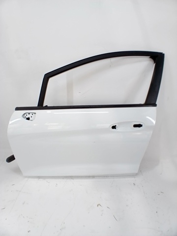 Precio del repuesto Puerta del conductor Fiesta VII hatchback