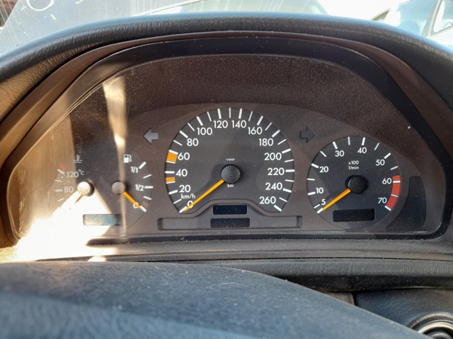2085402511 Mercedes