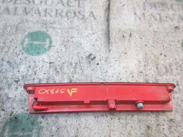 2085739 FORD Tercera luz de freno  en stock Huelva