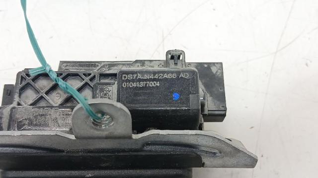 2087194 Cerradura de tapa de maletero  disponible Utrera