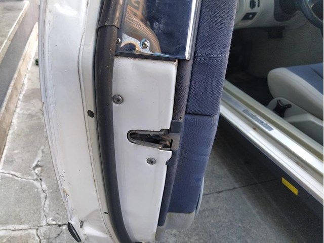 Cerradura puerta delantera izquierda para mercedes-benz clk 230 kompressor (208.347) m111975 2087200135