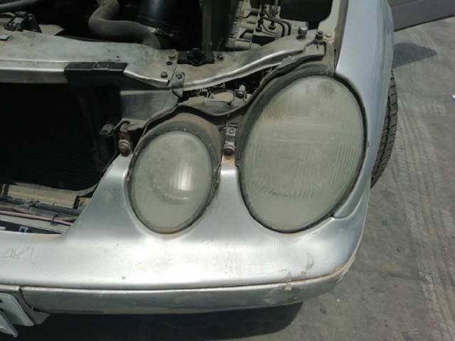 Faros delanteros para Mercedes CLK  (C208)