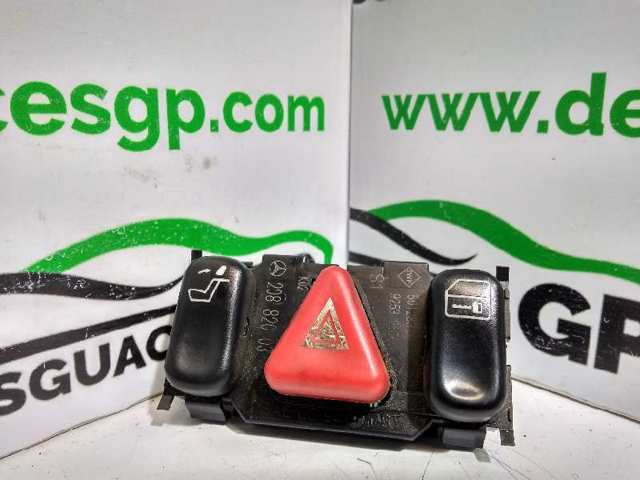 MERCEDES 2088200310 Boton de luz de emergencía  en stock Salamanca