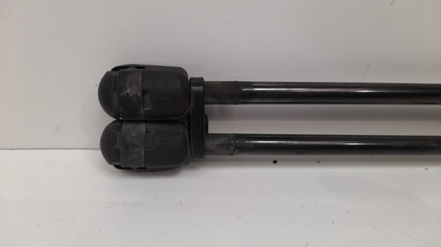 Comprar Amortiguador de capó CLK  C208