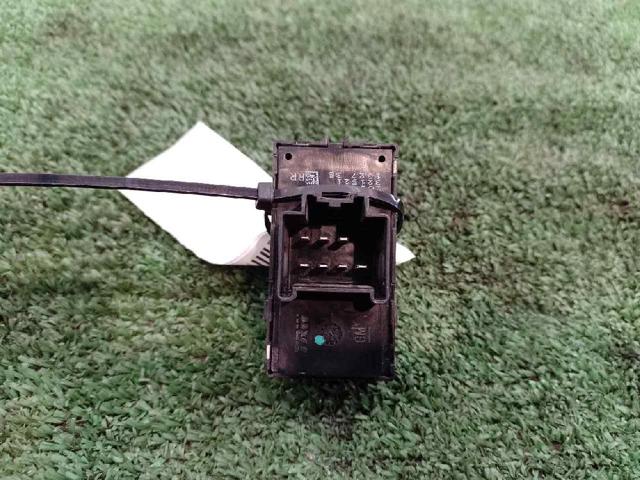 GM 20933566 Botón de encendido del motor del elevalunas trasero  en stock Salamanca