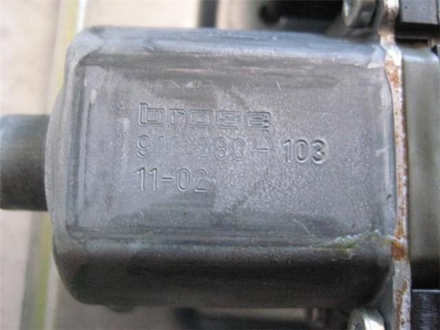 20951582 Motor del elevalunas de la puerta delantera derecha  disponible Burgos