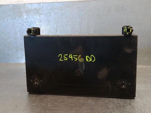 2098202026 MERCEDES Unidad de confort de la puerta delantera comprar Bilbao