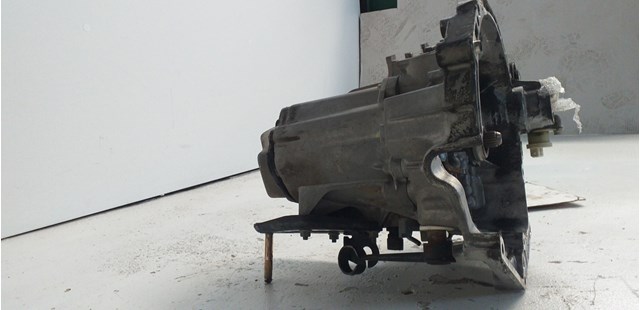 PEUGEOT 20CE28 Caja de cambios manual completa  disponible España