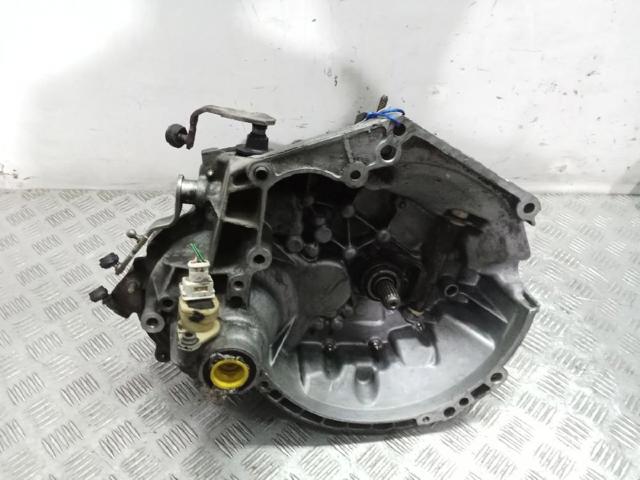 20CE28 Peugeot/Citroen