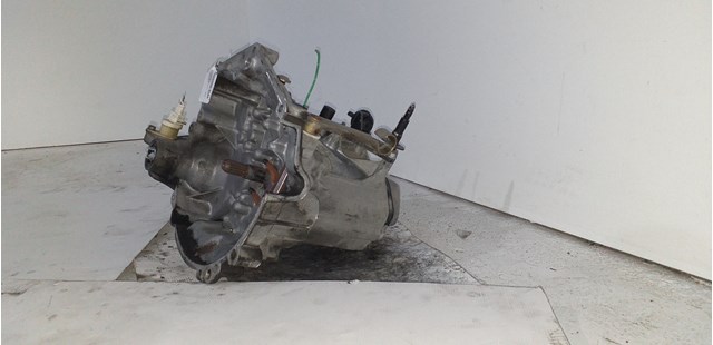 PEUGEOT 20CE89 Caja de cambios manual completa  comprar en Ponferrada