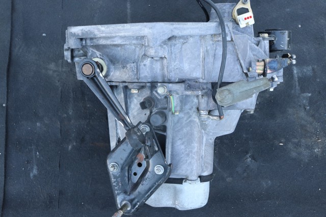 20CF02 PEUGEOT Caja de cambios manual completa  comprar en Lleida