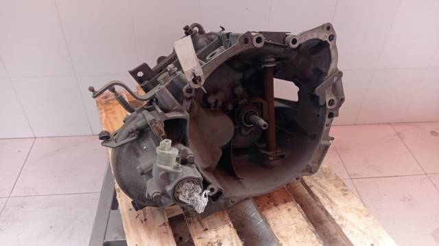 PEUGEOT 20CH85 Caja de cambios manual completa  disponible Valladolid