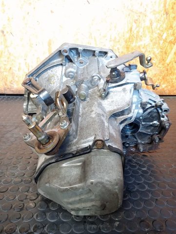 PEUGEOT 20CN28 Caja de cambios manual completa  disponible Valladolid