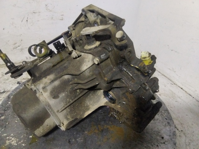 20CN28 Peugeot/Citroen