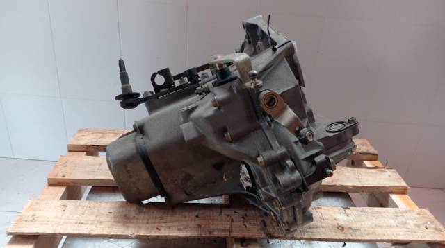 20CP81 PEUGEOT Caja de cambios  en stock Huelva