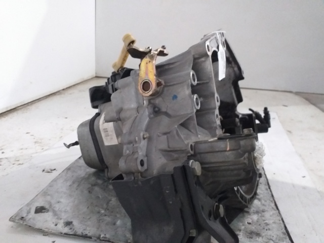 PEUGEOT 20CQ25 Caja de cambios  en stock Terrassa